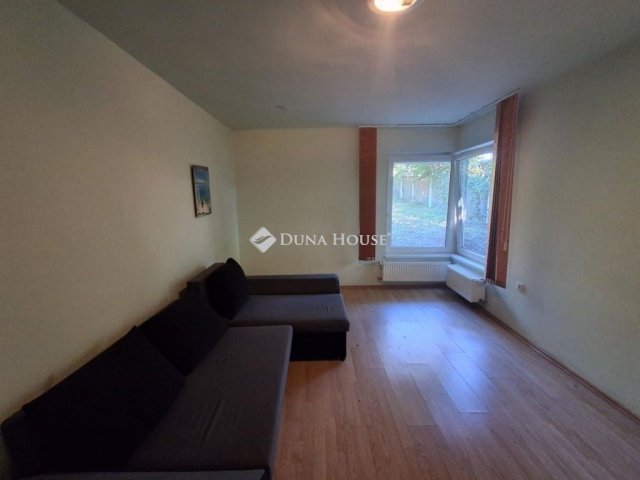 Eladó családi ház, Miskolcon 90 M Ft, 6 szobás