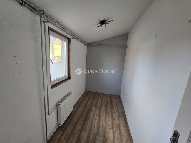 Eladó családi ház, Szegeden, Álmos közben 53 M Ft, 4 szobás