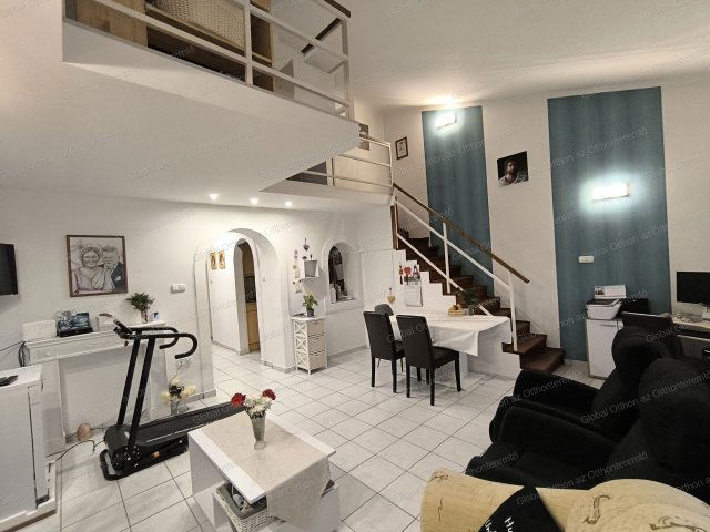 Eladó téglalakás, Mosonmagyaróváron 64.9 M Ft, 4 szobás