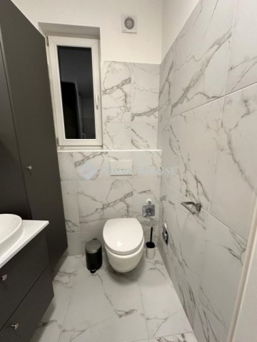 Eladó téglalakás, Budapesten, VI. kerületben 199 M Ft, 5 szobás