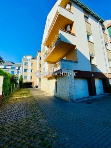 Eladó téglalakás, Budapesten, XV. kerületben 86 M Ft, 3 szobás