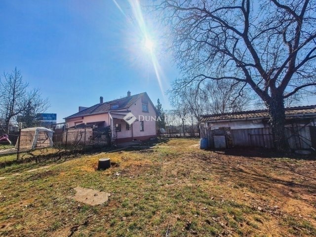 Eladó családi ház, Budapesten, XVIII. kerületben 98 M Ft