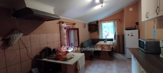 Eladó mezogazdasagi ingatlan, Jászberényben 32 M Ft, 2 szobás