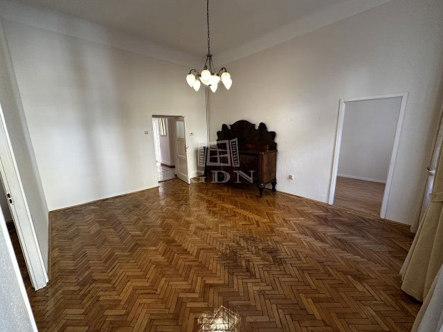 Kiadó téglalakás, albérlet, Budapesten, I. kerületben, 3 szobás