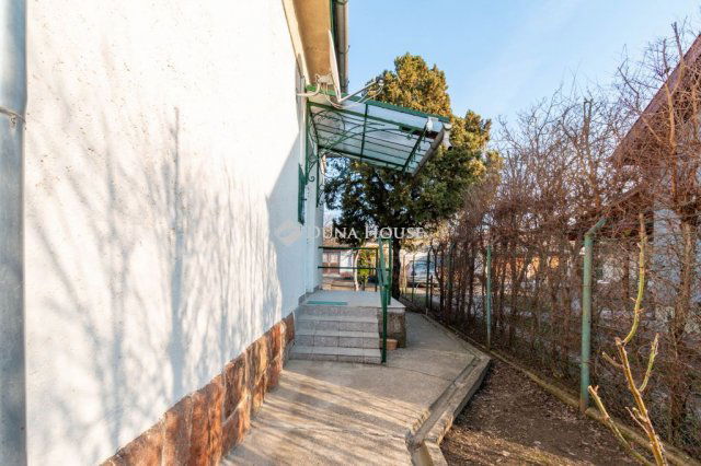 Kiadó téglalakás, albérlet, XVIII. kerületben, Lőcse utcában