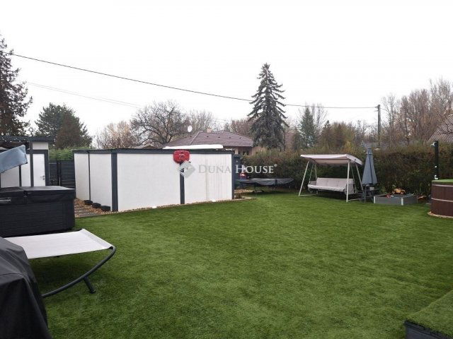 Eladó családi ház, Kecskeméten 134.2 M Ft, 5 szobás