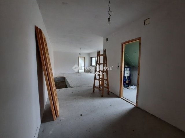 Eladó ikerház, Budapesten, X. kerületben 90 M Ft, 5 szobás