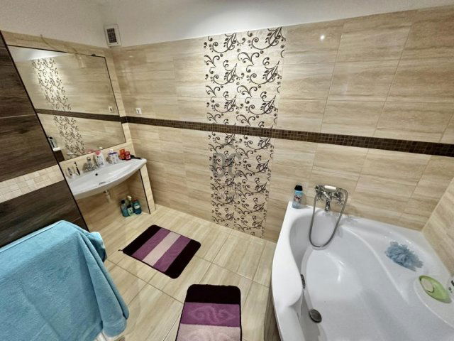 Eladó családi ház, Kiskutason 59.9 M Ft, 4 szobás