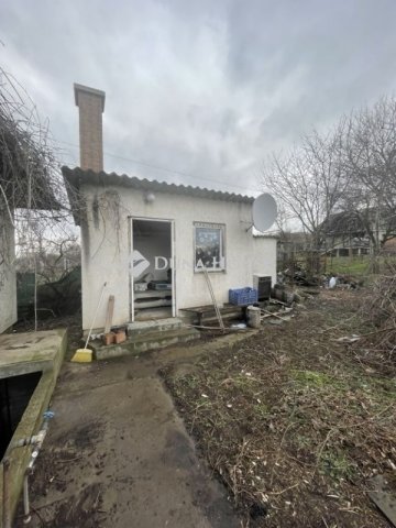 Eladó családi ház, Ecseren 35.9 M Ft, 1 szobás