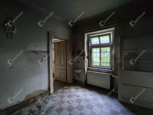 Eladó téglalakás, Celldömölkön 14.5 M Ft, 2 szobás