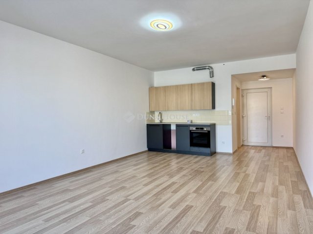 Kiadó téglalakás, albérlet, Szombathelyen 139 E Ft / hó