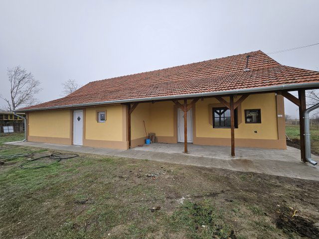 Eladó mezogazdasagi ingatlan, Szatymazon 30 M Ft