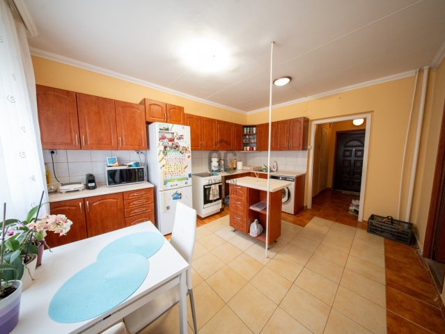 Eladó panellakás, Debrecenben, Tócóskert téren 67 M Ft