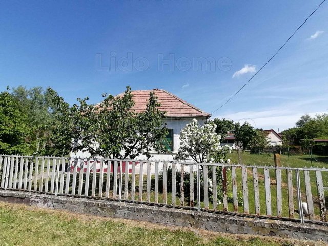 Eladó családi ház, Balatonmáriafürdőn 36.9 M Ft, 2 szobás
