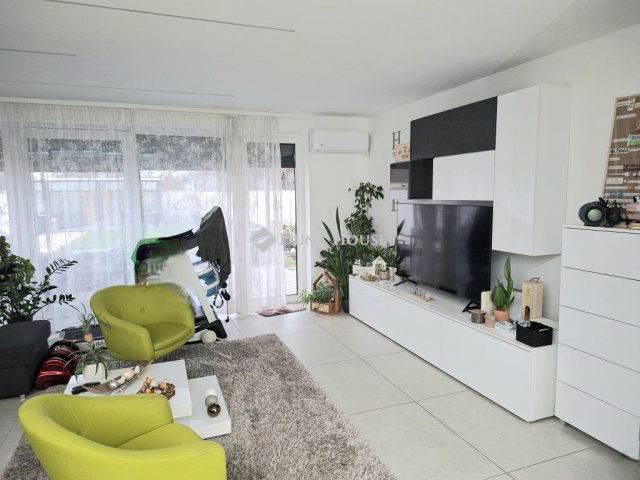 Eladó ikerház, Nyíregyházán 117 M Ft, 4 szobás