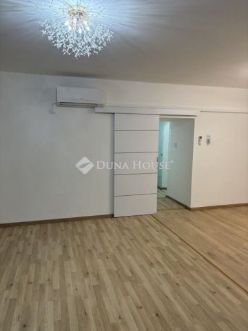 Eladó téglalakás, Budapesten, X. kerületben, Cserkesz utcában