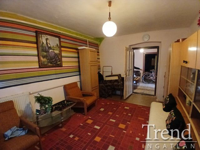 Eladó családi ház, Ercsiben 19.5 M Ft, 3 szobás