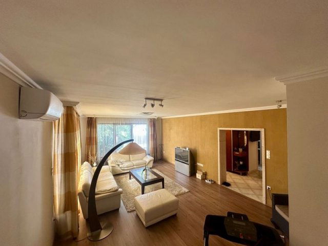 Eladó családi ház, Érden 145 M Ft, 5 szobás