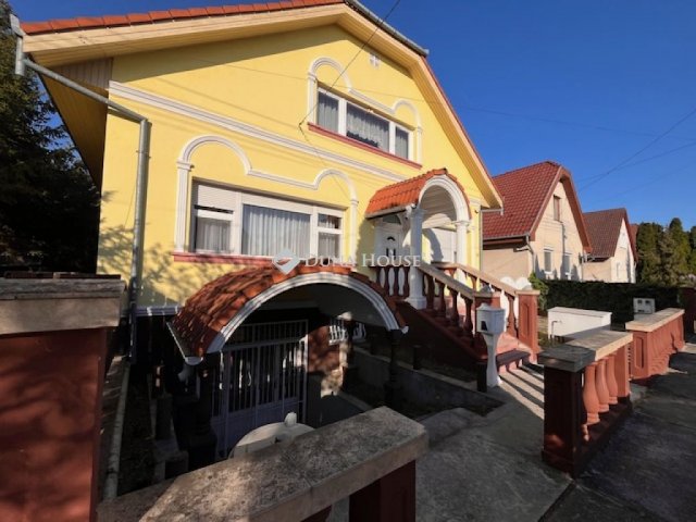 Eladó családi ház, Kecskeméten 109 M Ft, 3 szobás