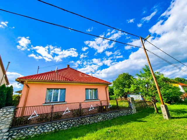 Eladó családi ház, Emődön 39.5 M Ft, 3 szobás