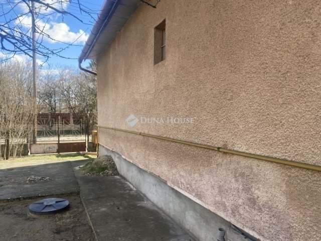Eladó családi ház, Monoron 72 M Ft, 3 szobás