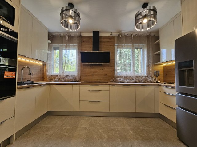 Eladó téglalakás, Debrecenben 114 M Ft, 3 szobás