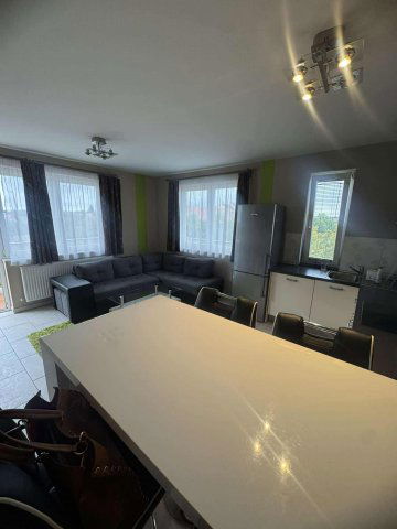 Eladó téglalakás, Mosonmagyaróváron 62.5 M Ft, 2+2 szobás
