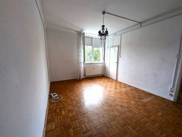 Eladó téglalakás, Budapesten, XVIII. kerületben, Dolgozó úton