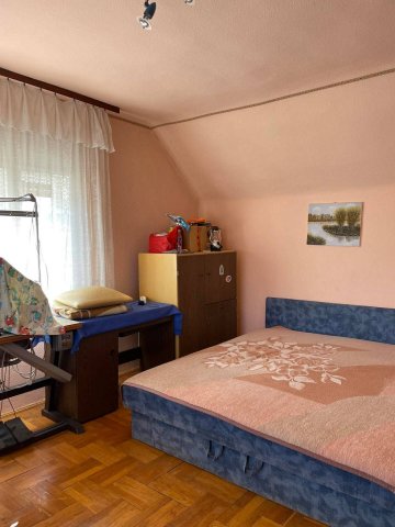 Eladó családi ház, Pilisvörösváron 89.9 M Ft, 4 szobás