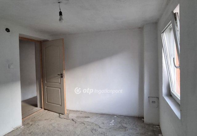 Eladó családi ház, Kemenesmihályfán 34.49 M Ft, 2+1 szobás