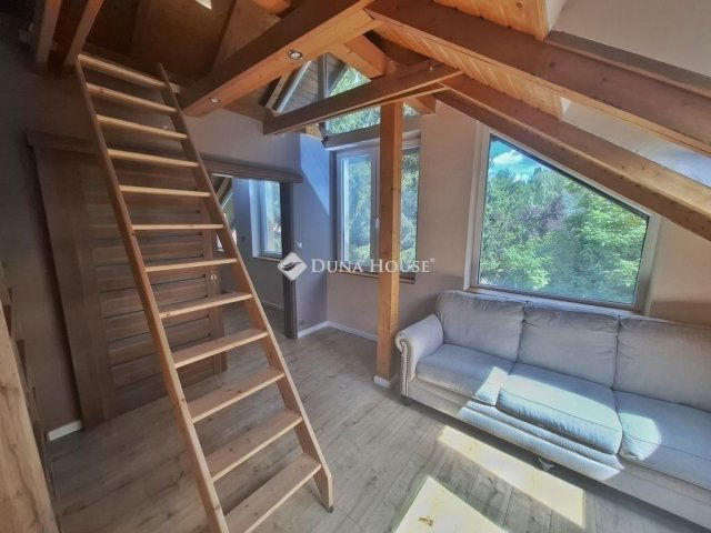 Eladó családi ház, Gödöllőn 129.99 M Ft, 5 szobás
