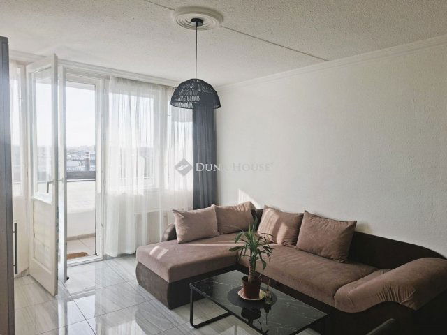 Eladó panellakás, Budapesten, VIII. kerületben 70 M Ft, 2 szobás