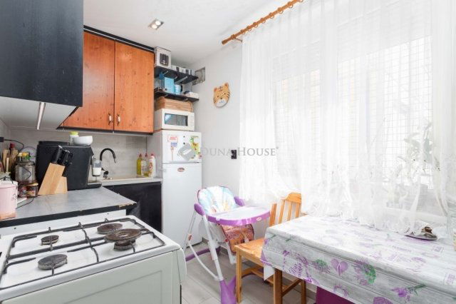 Eladó panellakás, Győrött 51.4 M Ft, 2 szobás