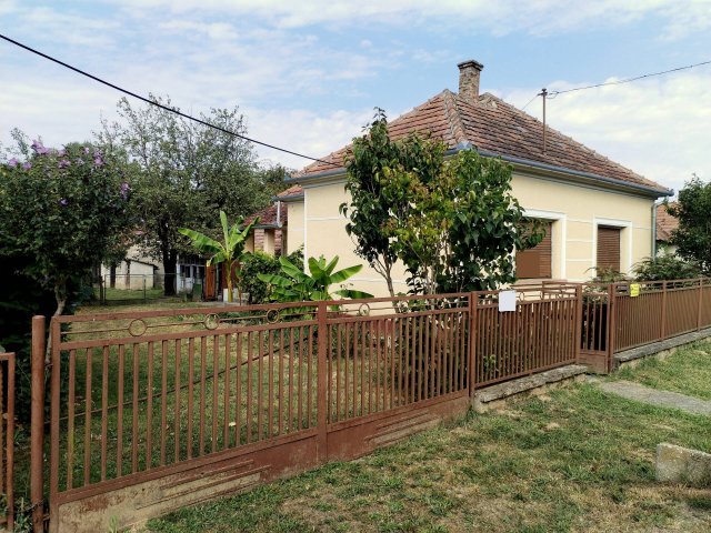 Eladó családi ház, Nagyszakácsin 13.9 M Ft, 3 szobás
