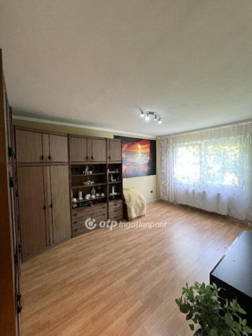Eladó panellakás, Miskolcon 31 M Ft, 2 szobás