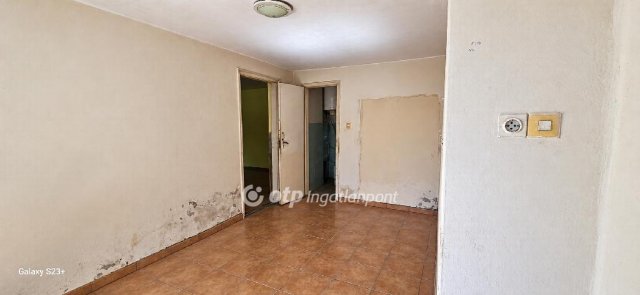 Eladó családi ház, Nagykőrösön 19.8 M Ft, 3 szobás