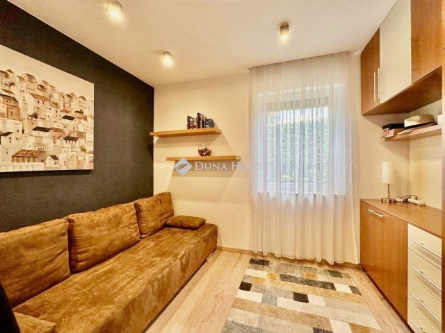 Eladó családi ház, Kozármislenyen 168.49 M Ft, 5 szobás