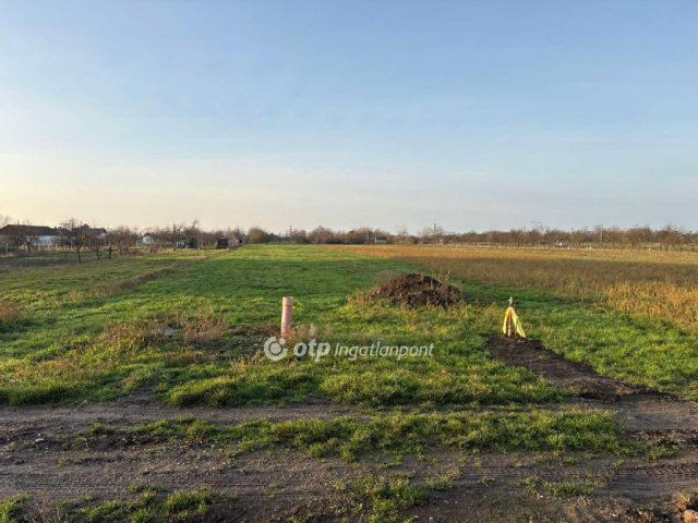 Eladó telek, Karcagon 11 M Ft / költözzbe.hu