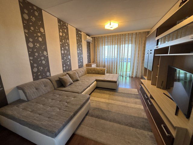 Eladó panellakás, Debrecenben, Görgey utcában 66.9 M Ft