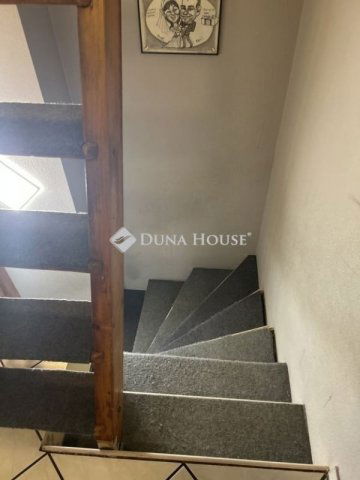 Eladó téglalakás, Budapesten, XVII. kerületben 72 M Ft, 4 szobás