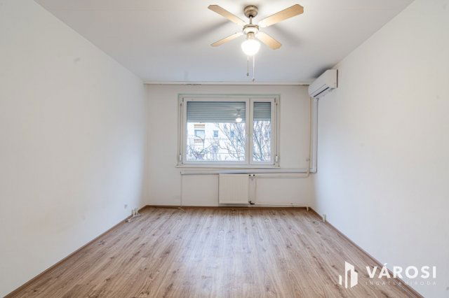 Kiadó panellakás, albérlet, Szegeden 140 E Ft / hó, 2 szobás