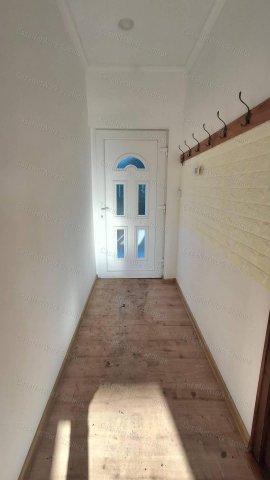 Eladó hotel, Tiszapüspökin 52.5 M Ft, 3+1 szobás