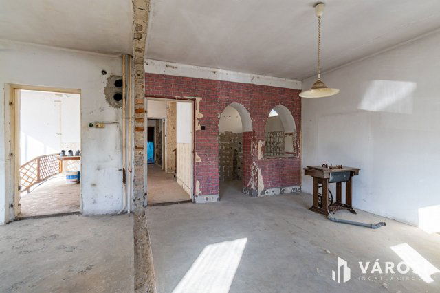 Eladó családi ház, Kartalon 49.9 M Ft, 5 szobás