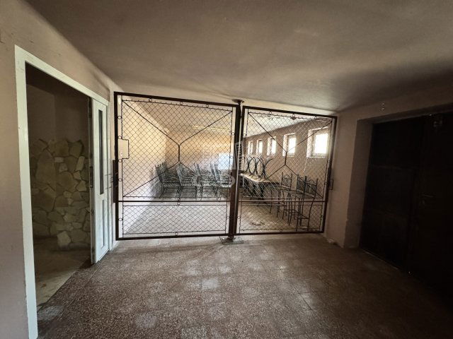 Eladó üzlethelyiség, Nagybaracskán 22.5 M Ft