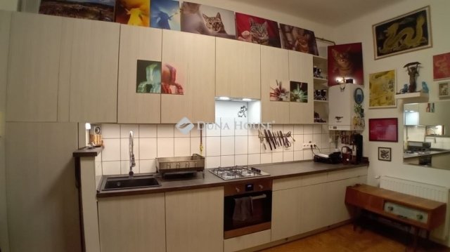 Eladó téglalakás, Budapesten, III. kerületben 99.9 M Ft