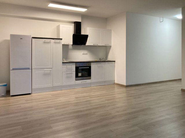Kiadó sorház, albérlet, Debrecenben 650 E Ft / hó, 6 szobás