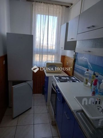 Eladó panellakás, Budapesten, XVI. kerületben 61.9 M Ft, 3 szobás