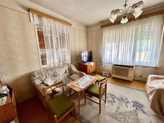 Eladó családi ház, Tápiószelén 29.9 M Ft, 2 szobás