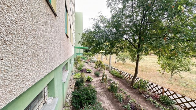 Eladó panellakás, Szegeden, Lomnici utcában 44.9 M Ft, 1+1 szobás