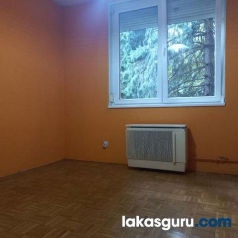 Eladó téglalakás, Zalaegerszegen 28.4 M Ft, 2 szobás